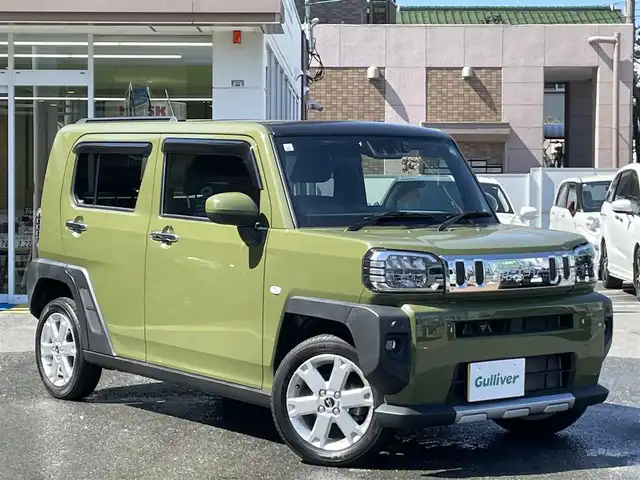 ダイハツ タフト G ターボ クロムベンチャー 大阪府 2021(令3)年 2.2万km フォレストカーキメタリック ４ＷＤ/禁煙車/ワンオーナー/純正SDナビ（NSZN-W71D）/・AM/FM/CD/DVD/Bluetooth/・フルセグテレビ/バックカメラ/ETC/ルーフレール/ドライブレコーダー/横滑り防止装置/衝突軽減システム/クルーズコントロール/アイドリングストップ/ドアバイザー/シートヒーター（D席+N席）/オートマチックハイビーム/オートライト/オートエアコン/革巻きステアリング/ステアリングリモコン/プッシュスタートボタン/スマートキー×2/12V充電/USBジャック/純正アルミホイール（15インチ）/純正フロアマット/保証書/取扱説明書/ナビ取扱説明書/ドライブレコーダー取扱説明書