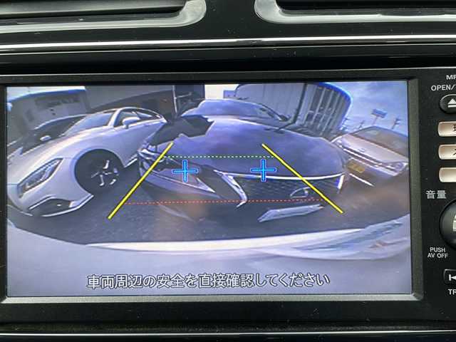 日産 セレナ ハイウェイスター Vセレクション 大阪府 2012(平24)年 7.1万km ブリリアントホワイトパール ワンオーナー/純正SDナビ/・AM/FM/CD/DVD/Bluetooth/・フルセグテレビ/フリップダウンモニター/カメラバック/ビルトインETC/クルーズコントロール/アイドリングストップ/横滑り防止装置/両側パワースライド/オートライト/ダブルオートエアコン/プッシュスタートボタン/スマートキー×2/ステアリングリモコン/純正16インチアルミホイール/純正フロアマット/ドアバイザー/保証書/取扱説明書