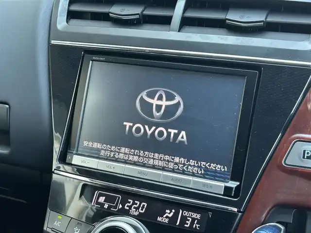 トヨタ プリウス α S ツーリングセレクション 静岡県 2015(平27)年 6.5万km ホワイトパールクリスタルシャイン 純正8インチナビ(NSZA-X64T)/　AM FM CD DVD Bluetooth SDREC/純正17インチアルミホイール/スマートキー2本/ステアリングスイッチ/ドライブモードセレクト/フロントフォグランプ/パーキングアシスト/黒レザー調シートカバー/フルセグTV/ビルトインETC/バックモニター/LEDオートヘッドライト