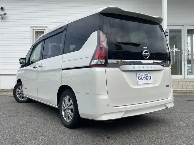 日産 セレナ G 富山県 2017(平29)年 11.2万km ブリリアントホワイトパール (株)IDOMが運営する【じしゃロン富山店】の自社ローン専用車両になります。こちらは現金またはオートローンご利用時の価格です。自社ローンご希望の方は別途その旨お申し付け下さい/ホイール有/デジタルミラー/ETC/電動パーキング/パーキングアシスト/後席フリップダウンモニター/アラウンドビューモニター