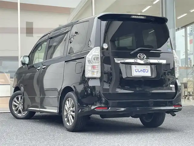 トヨタ ヴォクシー ZS 煌Z 岐阜県 2013(平25)年 12万km ブラック (株)IDOMが運営する【じしゃロン多治見店】の自社ローン専用車両になります。こちらは現金またはオートローンご利用時の価格です。自社ローンご希望の方は別途その旨お申付け下さい。/ディーラーオプションナビ/　（Bluetooth/DVD/フルセグ）/両側パワースライドドア/バックカメラ/ETC/オートライト/フォグランプ/ステアリングリモコン/パドルシフト