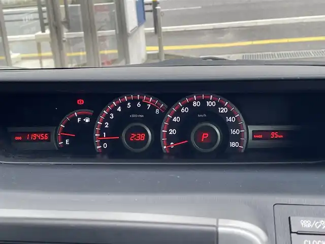 トヨタ ヴォクシー ZS 煌Z 岐阜県 2013(平25)年 12万km ブラック (株)IDOMが運営する【じしゃロン多治見店】の自社ローン専用車両になります。こちらは現金またはオートローンご利用時の価格です。自社ローンご希望の方は別途その旨お申付け下さい。/ディーラーオプションナビ/　（Bluetooth/DVD/フルセグ）/両側パワースライドドア/バックカメラ/ETC/オートライト/フォグランプ/ステアリングリモコン/パドルシフト