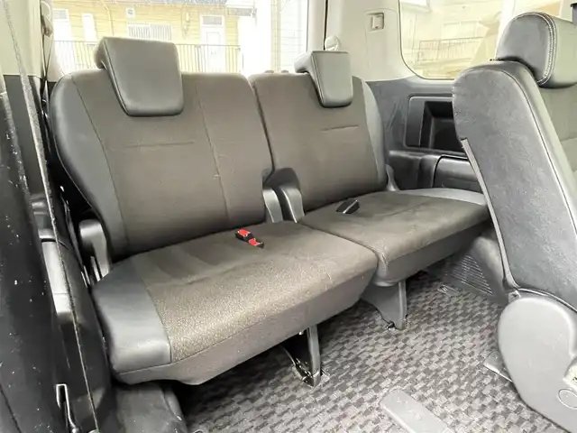 トヨタ ヴォクシー ZS 煌Z 岐阜県 2013(平25)年 12万km ブラック (株)IDOMが運営する【じしゃロン多治見店】の自社ローン専用車両になります。こちらは現金またはオートローンご利用時の価格です。自社ローンご希望の方は別途その旨お申付け下さい。/ディーラーオプションナビ/　（Bluetooth/DVD/フルセグ）/両側パワースライドドア/バックカメラ/ETC/オートライト/フォグランプ/ステアリングリモコン/パドルシフト