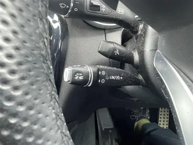 メルセデス・ベンツ ＧＬＣ２５０ 4マチック スポーツ 静岡県 2016(平28)年 7.3万km ポーラホワイト 純正HDDナビ・フルセグTV/360°カメラ/純正19インチアルミホイール/レーダーセーフティパッケージ/レーダークルーズコントロール/パワーバックドア/ハーフレザーシート/前席パワーシート/前席シートヒーター/LEDライト/ビルトインETC/スマートキー2個/プッシュスタート/新車時保証書/取扱説明書