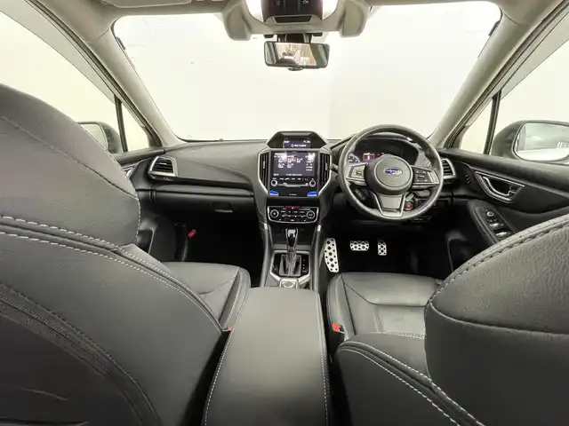 スバル フォレスター ハイブリッド アドバンス 道央・札幌 2019(令1)年 5.4万km クリスタルホワイトP ・4WD/・衝突被害軽減ブレーキ/・レーンキープアシスト/・レーダークルーズコントロール/・ブラインドスポットモニター/・純正ナビ/・バック・サイド・フロントカメラ/・フルセグTV/・Bluetooth/・CD/DVD再生/・パワーバックドア/・パワーシート/・シートヒーター/・レザーシート/・ドライバーモニタリング/・デジタルインナーミラー/・パドルシフト/・X-MODE/・SI-DRIVE