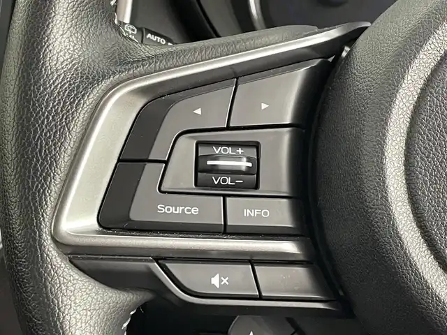 スバル フォレスター ハイブリッド アドバンス 道央・札幌 2019(令1)年 5.4万km クリスタルホワイトP ・4WD/・衝突被害軽減ブレーキ/・レーンキープアシスト/・レーダークルーズコントロール/・ブラインドスポットモニター/・純正ナビ/・バック・サイド・フロントカメラ/・フルセグTV/・Bluetooth/・CD/DVD再生/・パワーバックドア/・パワーシート/・シートヒーター/・レザーシート/・ドライバーモニタリング/・デジタルインナーミラー/・パドルシフト/・X-MODE/・SI-DRIVE