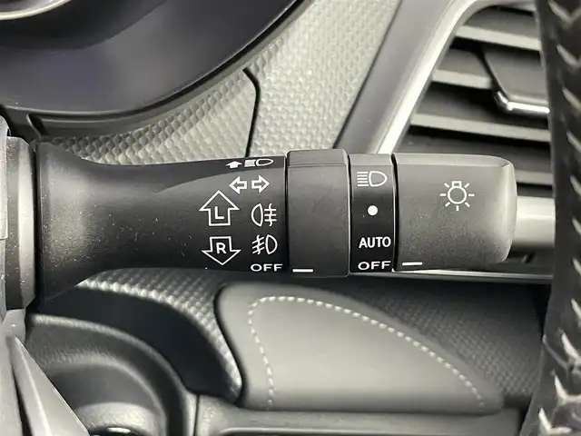 スバル フォレスター ハイブリッド アドバンス 道央・札幌 2019(令1)年 5.4万km クリスタルホワイトP ・4WD/・衝突被害軽減ブレーキ/・レーンキープアシスト/・レーダークルーズコントロール/・ブラインドスポットモニター/・純正ナビ/・バック・サイド・フロントカメラ/・フルセグTV/・Bluetooth/・CD/DVD再生/・パワーバックドア/・パワーシート/・シートヒーター/・レザーシート/・ドライバーモニタリング/・デジタルインナーミラー/・パドルシフト/・X-MODE/・SI-DRIVE
