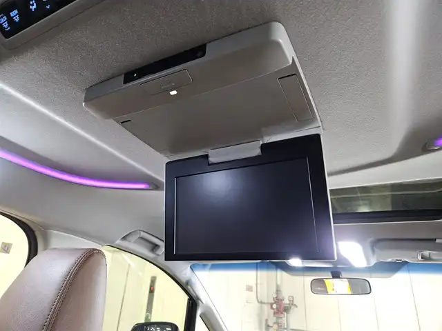 トヨタ ヴェルファイア Z 香川県 2015(平27)年 7万km ブラック 〇モデリスタエアロ/〇社外20インチAW/〇ツインムーンルーフ/〇フリップダウンモニター/〇パワースライドドア（両側）/〇純正ナビ/〇フルセグTV/〇Bluetooth/〇バックカメラ/〇ビルトインETC/○クリアランスソナー/バックソナー/〇LEDヘッドランプ/〇オートライト/〇フォグランプ/〇革巻きステアリングホイール/〇ハンドルカバー取付/〇前後左右独立温度調整オートエアコン/○シートカバー取付/〇スマートエントリー/プッシュスタート/〇禁煙車