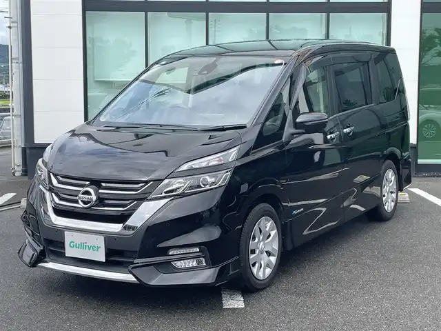日産 セレナ ハイウェイスター Vセレクション 和歌山県 2018(平30)年 5.6万km ダイヤモンドブラック 純正9インチナビ/（BT/CD/DVD)/フルセグTV/アラウンドビューモニター/純正後席用フリップダウンモニター/両側パワースライドドア/ハンズフリーオートスライドドア/セーフティパックB/・エマージェンシーブレーキ/・車線逸脱防止支援システム/・プロパイロット（自動運転技術）/・アラウンドビューモニター/・スマートルームミラー/・踏み間違え防止アシスト/・標識認識機能/・ふらつき警報/・電動パーキングブレーキ/ソナー/純正フロアマット/ETC/ドアバイザー/LEDオートヘッドライト/フォグランプ