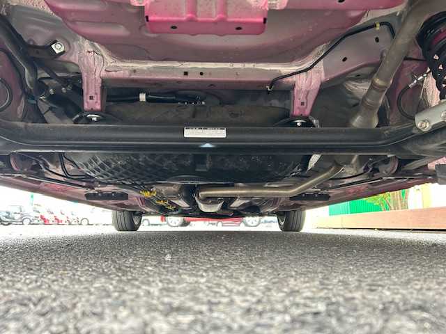 トヨタ タンク カスタムG－T 茨城県 2019(平31)年 2.3万km ホワイト/シルバーM 純正ナビ　/‐BT/CD/純正ＡＷ　/ＥＴＣ　/クルーズコントロール/ドライブレコーダ前方　/両側パワースライドドア　/バックカメラ　/コーナーセンサー前後　/ＬＥＤライト　/スマートキー　/アイドリングストップ　/衝突軽減システム　/盗難防止装置