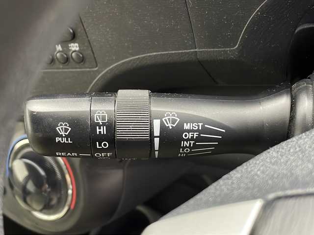 トヨタ アクア S 鹿児島県 2013(平25)年 4.4万km シルバーM 純正フロアマット/オートエアコン/Bluetooth/社外オーディオ/CD/FM/AM/集中ドアロック/ETC
