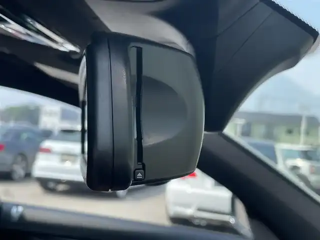 ＢＭＷ ７４０ｄ xDrive Mスポーツ 石川県 2017(平29)年 3.4万km 白 4WD/衝突軽減ブレーキ/純正メモリーナビ/バック/フロント/サイド/全方位カメラ/フルセグＴＶ/CD/DVD/Bluetooth/USB/Harman Kardonプレミアムサウンド/アダプティブクルーズコントロール/ヘッドアップディスプレイ/ブラインドスポットモニター/電動格納ミラー/アンビエントライト/オートライト/LEDヘッドライト/エアサスペンション/パワーシート/メモリーシート/シートヒーター/ベンチレーション/茶革シート/パノラマサンルーフ/パドルシフト
