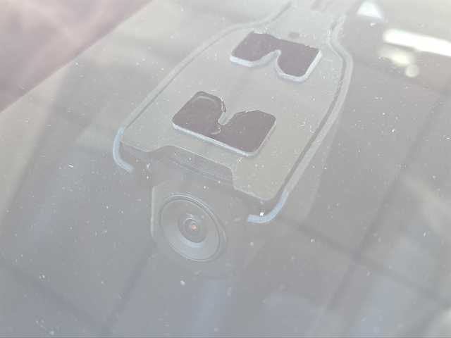 ホンダ ヴェゼル ハイブリッド e:HEV Z 大阪府 2023(令5)年 2.3万km クリスタルブラックパール /禁煙車//ワンオーナー車//HondaCONNECTディスプレイ/・ナビ機能・フルセグ・BT・FM・AM・USB・スマホ連携//ビルトインETC2.0//ワイヤレス充電//ディーラーオプション前後ドラレコ//TVキット//ハーフレザーシート//運転席・助手席シートヒーター//ステアリングヒーター//ハンズフリーパワーバックドア//LEDシーケンシャルウィンカー//フルLEDヘッドライト//そよ風アウトレット//電動パーキングブレーキ//ヒルディセントコントロール//アダプティブクルーズコントロール//アダプティブハイビーム//ブラインドスポットインフォメーション//保証書//取扱説明書//スマートキー