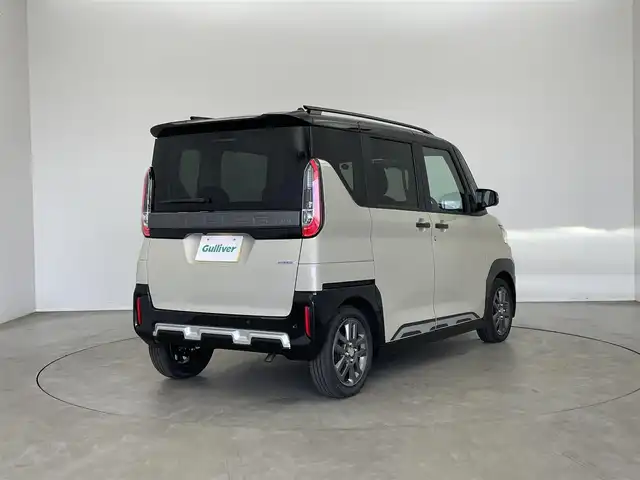 三菱 デリカミニ T プレミアム 埼玉県 2025(令7)年 0.1千km ベージュⅡ 届出済未使用車　/純正９インチディスプレイオーディオ　/マルチアラウンドモニター　/マイパイロット　/レーダークルーズコントロール　/デジタルインナーミラー　/シートヒーター　/ステアリングヒーター　/ＨＤＭＩ