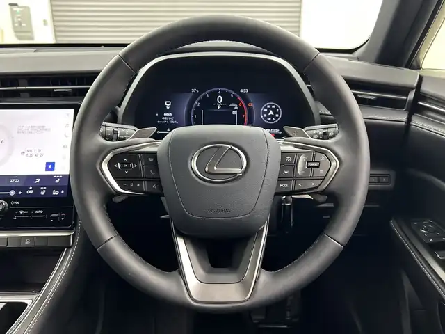 レクサス ＬＢＸ リラックス 三重県 2024(令6)年 0.2万km ブラックマイカ 純正ナビ/AM/FM/BT/USB/フルセグTV　/モデリスタエアロ　/パノラミックビューモニター　/ＢＳＭ　　/ワイヤレス充電　/パワーバックドア　/レザーシート　/シートヒーター/パワーシート　/純正前後ドライブレコーダー/ビルトイン２．０ＥＴＣ　/クリアランスソナー　/レーダークルーズ/パドルシフト/純正LEDライト/フォグライト/保証書/スペアキー