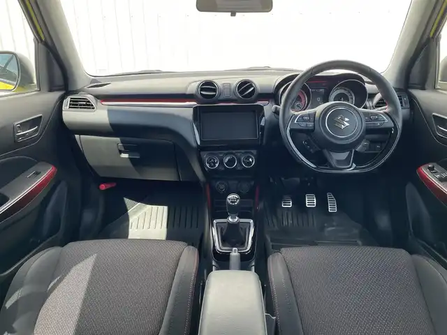 スズキ スイフト スポーツ 群馬県 2022(令4)年 1.5万km チャンピオンイエロー ワンオーナー/6F/スズキセーフティサポート/・デュアルセンサーブレーキサポート/・後退時ブレーキサポート/・誤発進抑制機能/・後方誤発進抑止機能/・車線逸脱警報機能/・車線逸脱抑制機能/・ふらつき警報機能/・標識認識機能/・アダプティブクルーズコントロール/・ブラインドスポットモニター/・リヤクロストラフィックアラート/・先行車発進お知らせ機能/LEDヘッドライト/オートライト/革巻きステアリング/ステアリングリモコン/運転席シートヒーター/電動格納ウィンカーミラー/ETC/フロアマット/取扱説明書/保証書/スペアキー