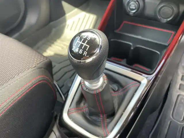 スズキ スイフト スポーツ 群馬県 2022(令4)年 1.5万km チャンピオンイエロー ワンオーナー/6F/スズキセーフティサポート/・デュアルセンサーブレーキサポート/・後退時ブレーキサポート/・誤発進抑制機能/・後方誤発進抑止機能/・車線逸脱警報機能/・車線逸脱抑制機能/・ふらつき警報機能/・標識認識機能/・アダプティブクルーズコントロール/・ブラインドスポットモニター/・リヤクロストラフィックアラート/・先行車発進お知らせ機能/LEDヘッドライト/オートライト/革巻きステアリング/ステアリングリモコン/運転席シートヒーター/電動格納ウィンカーミラー/ETC/フロアマット/取扱説明書/保証書/スペアキー