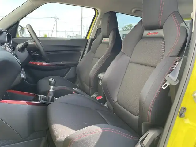 スズキ スイフト スポーツ 群馬県 2022(令4)年 1.5万km チャンピオンイエロー ワンオーナー/6F/スズキセーフティサポート/・デュアルセンサーブレーキサポート/・後退時ブレーキサポート/・誤発進抑制機能/・後方誤発進抑止機能/・車線逸脱警報機能/・車線逸脱抑制機能/・ふらつき警報機能/・標識認識機能/・アダプティブクルーズコントロール/・ブラインドスポットモニター/・リヤクロストラフィックアラート/・先行車発進お知らせ機能/LEDヘッドライト/オートライト/革巻きステアリング/ステアリングリモコン/運転席シートヒーター/電動格納ウィンカーミラー/ETC/フロアマット/取扱説明書/保証書/スペアキー