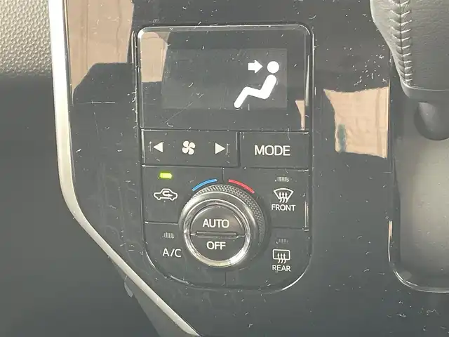 トヨタ タンク カスタムG 東京都 2018(平30)年 4.9万km ファインブルーマイカメタリック/シルバー2トーン ＯＰIIトーンルーフ　/社外ＳＤナビ＆フルセグ/・BluetoothAudio/・CD/SD/DVD/FM/AM　/・ステアリングスイッチ/両側パワースライドドア　/純正ＬＥＤヘッドライト/・コンライト　/クルーズコントロール　/撥水機能付ブラックファブリックシート/・シートリフレクター　　/スマートエントリー/プッシュエンジンスタート/純正フロアマット/電動格納ミラー/Wエアバック＆ABS/保証書＆取説