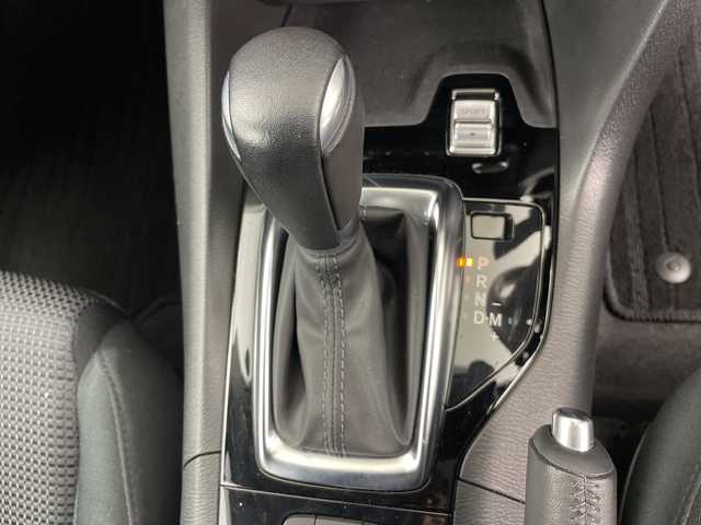 マツダ アクセラ スポーツ 15S 道央・札幌 2017(平29)年 2.6万km ジェットブラックマイカ ・４ＷＤ　/・純正ＳＤナビ/・CD/DVD/USB/AUX/フルセグTV/BT接続）/・スマートシティブレーキサポート　/・ブラインドスポットモニター　/・ステアリングスイッチ　/・クルーズコントロール　/・ＭＴモード付ＡＴ　/・純正エンジンスターター　/・バックカメラ/・横滑り防止装置/・プッシュスタート/・スマートキー/・ドアバイザー/・純正フロアマット/・電動格納ミラー/・ウィンカーミラー/・積込冬タイヤ社外AWセット