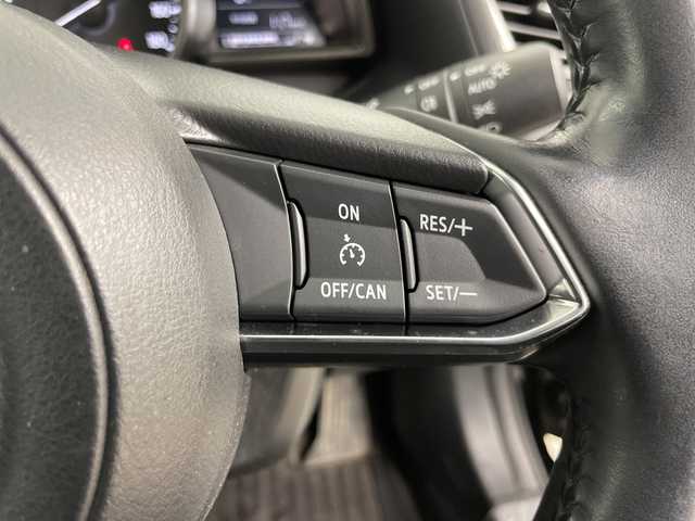 マツダ アクセラ スポーツ 15S 道央・札幌 2017(平29)年 2.6万km ジェットブラックマイカ ・４ＷＤ　/・純正ＳＤナビ/・CD/DVD/USB/AUX/フルセグTV/BT接続）/・スマートシティブレーキサポート　/・ブラインドスポットモニター　/・ステアリングスイッチ　/・クルーズコントロール　/・ＭＴモード付ＡＴ　/・純正エンジンスターター　/・バックカメラ/・横滑り防止装置/・プッシュスタート/・スマートキー/・ドアバイザー/・純正フロアマット/・電動格納ミラー/・ウィンカーミラー/・積込冬タイヤ社外AWセット