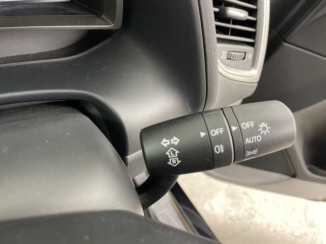 マツダ アクセラ スポーツ 15S 道央・札幌 2017(平29)年 2.6万km ジェットブラックマイカ ・４ＷＤ　/・純正ＳＤナビ/・CD/DVD/USB/AUX/フルセグTV/BT接続）/・スマートシティブレーキサポート　/・ブラインドスポットモニター　/・ステアリングスイッチ　/・クルーズコントロール　/・ＭＴモード付ＡＴ　/・純正エンジンスターター　/・バックカメラ/・横滑り防止装置/・プッシュスタート/・スマートキー/・ドアバイザー/・純正フロアマット/・電動格納ミラー/・ウィンカーミラー/・積込冬タイヤ社外AWセット