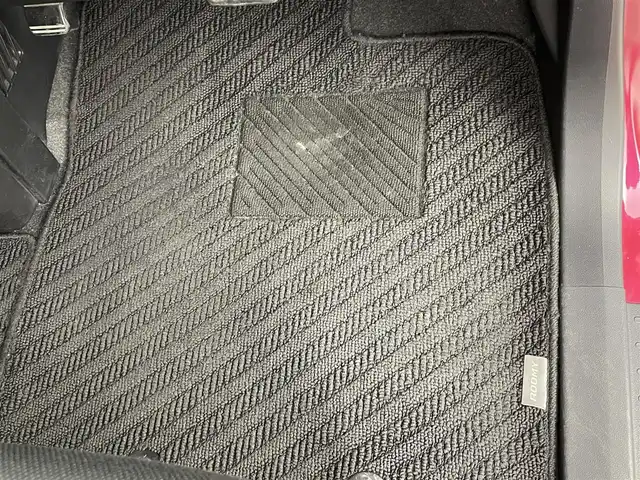 トヨタ ルーミー カスタムG 群馬県 2019(令1)年 3.5万km ブラックマイカ/マゼンダベリーメタリック 禁煙車　純正７インチナビ　トヨタセーフティセンスクルーズコントロール　ドライブレコーダー　Ｂカメラ　両側パワースライドドア　アイドリングストップ　ＬＥＤヘッドライト　ビルトインＥＴＣ　プッシュスタート