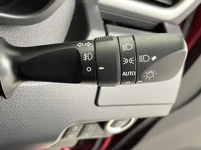 トヨタ ルーミー カスタムG 群馬県 2019(令1)年 3.5万km ブラックマイカ/マゼンダベリーメタリック 禁煙車　純正７インチナビ　トヨタセーフティセンスクルーズコントロール　ドライブレコーダー　Ｂカメラ　両側パワースライドドア　アイドリングストップ　ＬＥＤヘッドライト　ビルトインＥＴＣ　プッシュスタート