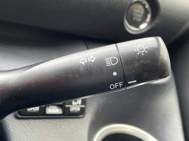 トヨタ シエンタ G 沖縄県 2020(令2)年 3.2万km センシュアルレッドマイカ 純正ナビ・TV・Bluetooth・CD・DVD/全方位カメラ/両側パワースライドドア/オートマチックハイビーム/ステアリングスイッチ/電動格納ミラー/ウィンカーミラー/革巻きステアリング/スマートキー/トヨタセーフティセンス/ETC/ドライブレコーダー