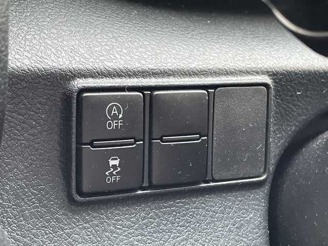 トヨタ シエンタ G 沖縄県 2020(令2)年 3.2万km センシュアルレッドマイカ 純正ナビ・TV・Bluetooth・CD・DVD/全方位カメラ/両側パワースライドドア/オートマチックハイビーム/ステアリングスイッチ/電動格納ミラー/ウィンカーミラー/革巻きステアリング/スマートキー/トヨタセーフティセンス/ETC/ドライブレコーダー