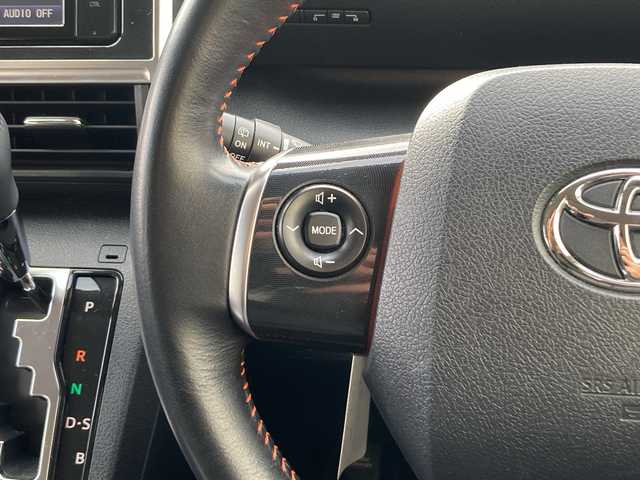 トヨタ シエンタ G クエロ 茨城県 2018(平30)年 2.7万km ブラックマイカ 純正7インチメモリナビ【NSZT-W66T】/(地デジTV・CD・DVD・BT・ラジオ再生)/両側パワースライドドア/プリクラッシュセーフティ/ハーフレザーシート/ドライブレコーダー/バックカメラ/ETC/オートライト/LEDヘッドライト/社外15inアルミホイール/純正フロアマット/スマートキー