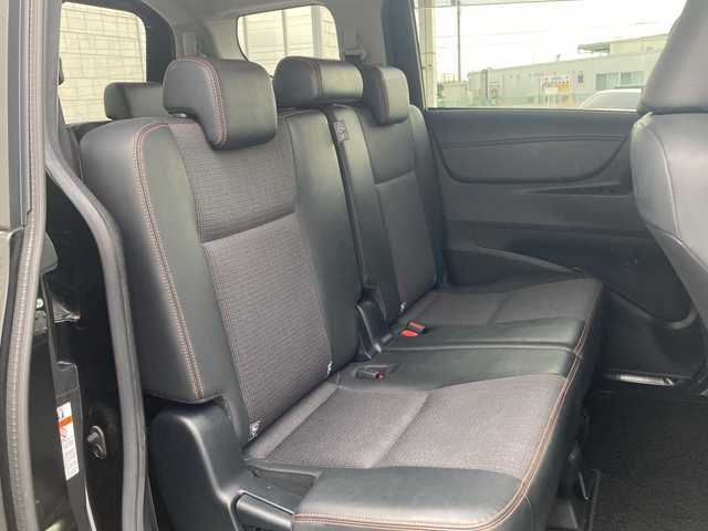 トヨタ シエンタ G クエロ 茨城県 2018(平30)年 2.7万km ブラックマイカ 純正7インチメモリナビ【NSZT-W66T】/(地デジTV・CD・DVD・BT・ラジオ再生)/両側パワースライドドア/プリクラッシュセーフティ/ハーフレザーシート/ドライブレコーダー/バックカメラ/ETC/オートライト/LEDヘッドライト/社外15inアルミホイール/純正フロアマット/スマートキー