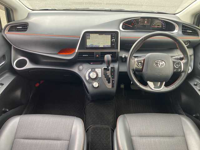 トヨタ シエンタ G クエロ 茨城県 2018(平30)年 2.7万km ブラックマイカ 純正7インチメモリナビ【NSZT-W66T】/(地デジTV・CD・DVD・BT・ラジオ再生)/両側パワースライドドア/プリクラッシュセーフティ/ハーフレザーシート/ドライブレコーダー/バックカメラ/ETC/オートライト/LEDヘッドライト/社外15inアルミホイール/純正フロアマット/スマートキー