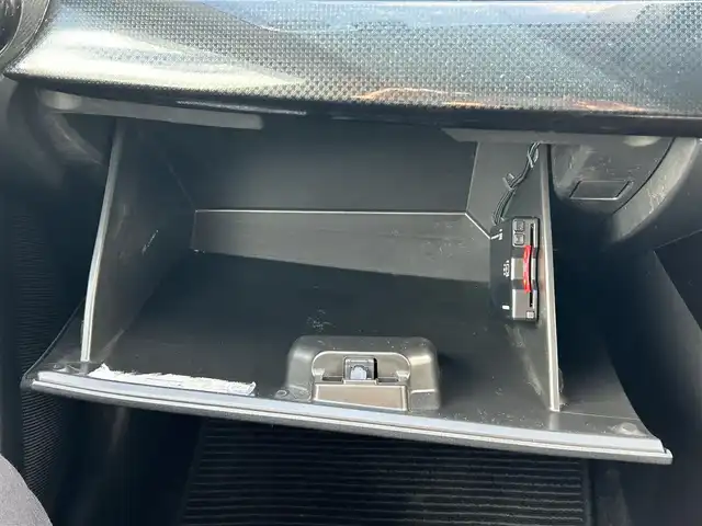 マツダ デミオ 15S 宮城県 2018(平30)年 5.4万km ソニックシルバーM 前進時スマートシティブレーキサポート/後退時スマートシティブレーキサポート/車線逸脱警報/AT誤発進抑制機能/ブラインドスポットモニタリング/リアクロストラフィックアラート/パーキングセンサー（リア）/マツダコネクトナビ/・Bluetooth/ETC/ドライブレコーダー/ステアリングスイッチ/オートライト/ハイビームコントロールシステム/スマートキー＆プッシュスタート/スペアキー1本/電動格納ミラー/フロアマット/ドアバイザー/W/サイド/カーテンエアバッグ