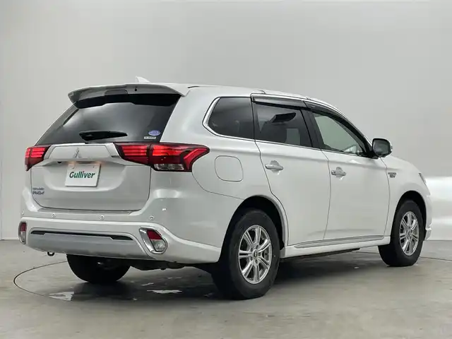 三菱 アウトランダー ＰＨＥＶ