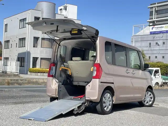 ダイハツ タント スローパー リアシート付き仕様 千葉県 2019(平31)年 1.5万km ライトローズマイカメタリックⅡ 電動ウィンチ付スローパー仕様/スマートアシストIII/〇衝突回避支援ブレーキ機能/〇誤発進抑制機能/〇オートハイビーム/後方コーナーセンサー/純正ナビ（NSZP-W69D）/〇フルセグTV/CD/DVD/BTオーディオ/バックカメラ/シートヒーター/パワースライドドア/ETC/アイドリングストップ/オートエアコン/ナビ連動型純正ドライブレコーダー/ステアリングスイッチ/プッシュスタート/スマートキー/保証書/取説/スペアキー