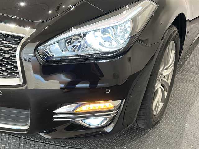 日産 フーガ 250VIP 神奈川県 2019(平31)年 5.3万km ガーネットブラック ワンオーナー/電動ガラスサンルーフ/純正HDDナビ/(フルセグTV/CD/DVD/Bluetooth)/インテリジェントエマージェンシーブレーキ/インテリジェントLI(車線逸脱)/インテリジェントBSI(後側方衝突防止)/インテリジェントアラウンドビューモニター/インテリジェントクルーズコントロール/本革パッケージ/-前席シートバックグリップベルト/-本革シート/-前席エアコンディショニングシート/シートヒーター/メモリ付きパワーシート/ETC/インテリジェントキー/純正18インチアルミホイール/取扱説明書/保証書