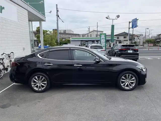 日産 フーガ 250VIP 神奈川県 2019(平31)年 5.3万km ガーネットブラック ワンオーナー/電動ガラスサンルーフ/純正HDDナビ/(フルセグTV/CD/DVD/Bluetooth)/インテリジェントエマージェンシーブレーキ/インテリジェントLI(車線逸脱)/インテリジェントBSI(後側方衝突防止)/インテリジェントアラウンドビューモニター/インテリジェントクルーズコントロール/本革パッケージ/-前席シートバックグリップベルト/-本革シート/-前席エアコンディショニングシート/シートヒーター/メモリ付きパワーシート/ETC/インテリジェントキー/純正18インチアルミホイール/取扱説明書/保証書