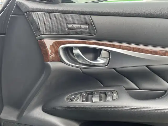 日産 フーガ 250VIP 神奈川県 2019(平31)年 5.3万km ガーネットブラック ワンオーナー/電動ガラスサンルーフ/純正HDDナビ/(フルセグTV/CD/DVD/Bluetooth)/インテリジェントエマージェンシーブレーキ/インテリジェントLI(車線逸脱)/インテリジェントBSI(後側方衝突防止)/インテリジェントアラウンドビューモニター/インテリジェントクルーズコントロール/本革パッケージ/-前席シートバックグリップベルト/-本革シート/-前席エアコンディショニングシート/シートヒーター/メモリ付きパワーシート/ETC/インテリジェントキー/純正18インチアルミホイール/取扱説明書/保証書