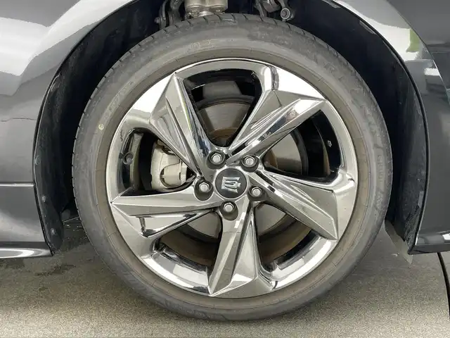 トヨタ クラウン ハイブリッド RS アドバンス 愛知県 2018(平30)年 6.4万km プレシャスブラックパール 純正ナビ　フルセグＴＶ　ＢＴ　全方位カメラ　ハーフレザー　シートヒーター　純正前後ドラレコ　ワイヤレス充電　パーキングアシスト　トヨタセーフティセンス　衝突軽減　追従クルコン　ＢＳＭ　ＬＥＤライト　コーナーセンサー　フォグランプ　パドルシフト　禁煙車