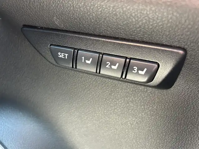 レクサス ＮＸ 300h Iパッケージ 奈良県 2014(平26)年 8万km スターライトブラックガラスフレーク 純正ナビ　/フルセグＴＶ　/BT/CD/DVD/SD/USB/AUX/バックカメラ　/前後ドライブレコーダー　/ビルトインＥＴＣ　/クルーズコントロール　/レザーシート　/パワーシート　/シートヒーター　/ステアリングヒーター　/ＨＵＤ　/電動リアゲート　/ＡＡＣ/スマートキー/衝突被害軽減システム