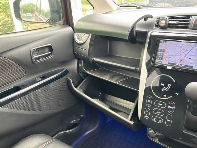 日産 デイズ ハイウェイスターG ターボ 茨城県 2019(平31)年 6.3万km スパークリングレッドM ワンオーナー/社外メモリナビゲーション/CD/DVD/Bluetooth/フルセグTV/アラウンドビューモニター/横滑り防止装置/レーンキープアシスト/衝突被害軽減ブレーキ/クルーズコントロール/コーナーセンサー/プッシュスタート/スマートキー/純正15インチAW/オートライト/オートマチックハイビーム/LEDヘッドライト/レザー調シートカバー/保証書、取扱説明書