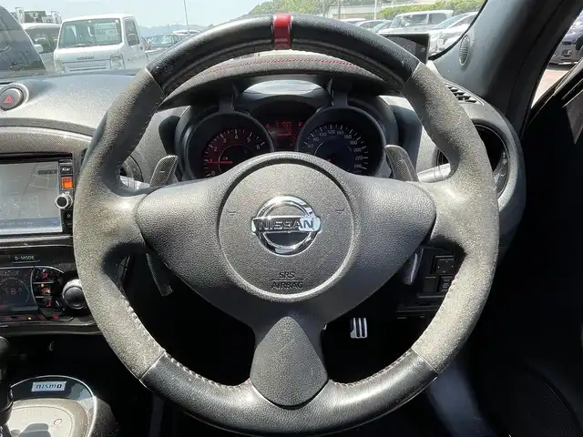 日産 ジューク ニスモ RS 宮崎県 2014(平26)年 9.2万km スーパーブラック 純正ナビ「MC314D-W」/(AM.FM.Bluetooth.DVD.CD.USB.AUX)/フルセグTV/アラウンドビューカメラ/ETC/4WD/センサーデフロック/横滑り防止機能/パドルシフト/オートエアコン/オートライト/電格ミラー/パワーウィンドウ/パワーステアリング/スマートキー