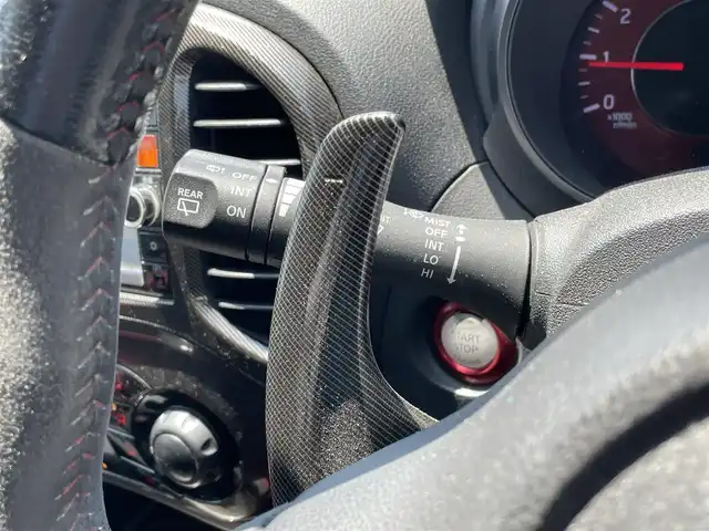 日産 ジューク ニスモ RS 宮崎県 2014(平26)年 9.2万km スーパーブラック 純正ナビ「MC314D-W」/(AM.FM.Bluetooth.DVD.CD.USB.AUX)/フルセグTV/アラウンドビューカメラ/ETC/4WD/センサーデフロック/横滑り防止機能/パドルシフト/オートエアコン/オートライト/電格ミラー/パワーウィンドウ/パワーステアリング/スマートキー