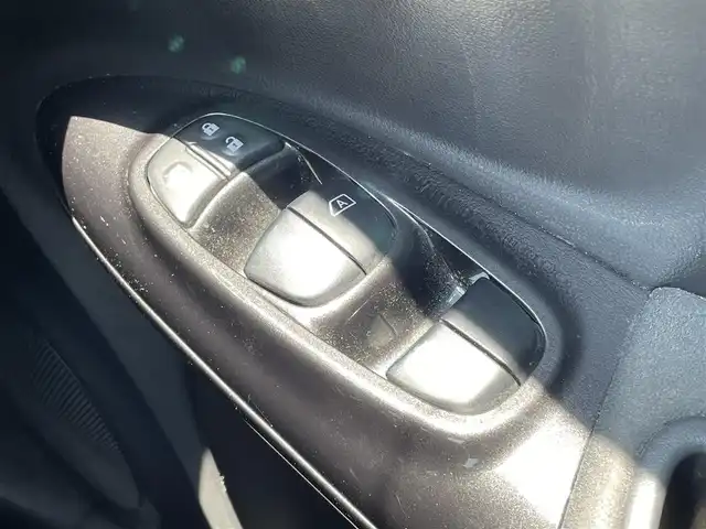日産 ジューク ニスモ RS 宮崎県 2014(平26)年 9.2万km スーパーブラック 純正ナビ「MC314D-W」/(AM.FM.Bluetooth.DVD.CD.USB.AUX)/フルセグTV/アラウンドビューカメラ/ETC/4WD/センサーデフロック/横滑り防止機能/パドルシフト/オートエアコン/オートライト/電格ミラー/パワーウィンドウ/パワーステアリング/スマートキー