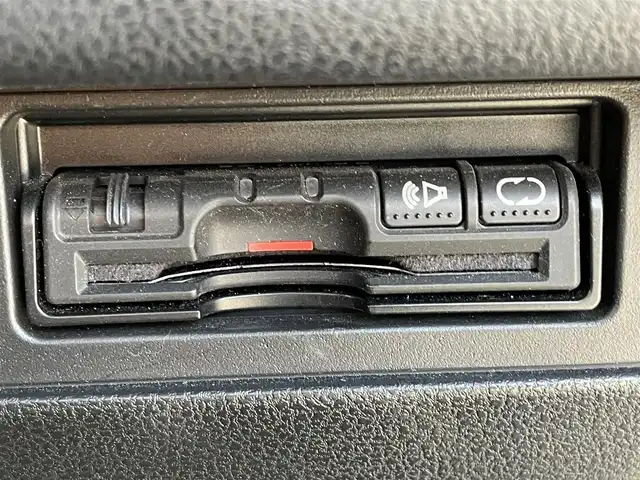 日産 ジューク ニスモ RS 宮崎県 2014(平26)年 9.2万km スーパーブラック 純正ナビ「MC314D-W」/(AM.FM.Bluetooth.DVD.CD.USB.AUX)/フルセグTV/アラウンドビューカメラ/ETC/4WD/センサーデフロック/横滑り防止機能/パドルシフト/オートエアコン/オートライト/電格ミラー/パワーウィンドウ/パワーステアリング/スマートキー