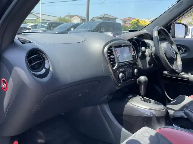 日産 ジューク ニスモ RS 宮崎県 2014(平26)年 9.2万km スーパーブラック 純正ナビ「MC314D-W」/(AM.FM.Bluetooth.DVD.CD.USB.AUX)/フルセグTV/アラウンドビューカメラ/ETC/4WD/センサーデフロック/横滑り防止機能/パドルシフト/オートエアコン/オートライト/電格ミラー/パワーウィンドウ/パワーステアリング/スマートキー