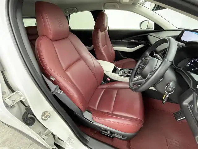 マツダ ＣＸ－３０ 20S 100周年特別記念車 群馬県 2020(令2)年 4.2万km スノーフレイクホワイトパールマイカ 純正ナビ　ＢＯＳＥサウンド　全方位カメラ　ブラインドスポットモニター　レーダークルーズコントロール　レーンキープアシスト　衝突軽減ブレーキ　パワーバックドア　シートヒーター　ドライブレコーダー　禁煙車