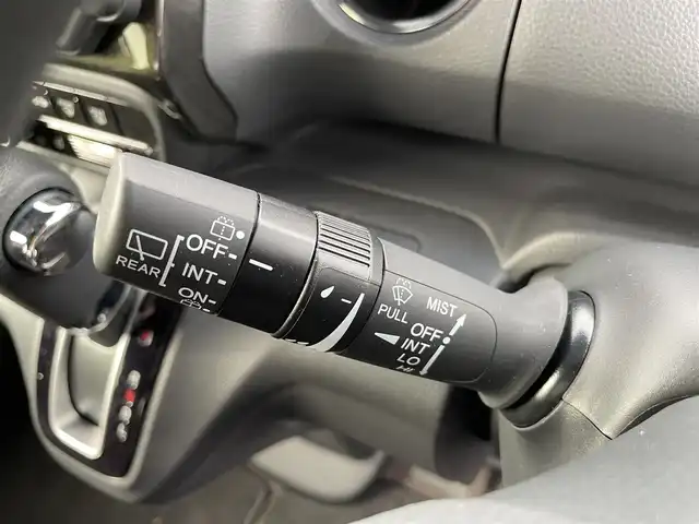 ホンダ Ｎ ＢＯＸ カスタム G L ホンダセンシング 熊本県 2019(令1)年 1.9万km ミラノレッド 純正SDナビ/・AM/FM/CD/SD/USB/BT/・バックカメラ/ホンダセンシング/・衝突被害軽減ブレーキ/・車線逸脱警報/・先行車発進お知らせ/・標識認識機能/アダプティブクルーズコントロール/ステアリングリモコン/両側電動ドア/ビルトインＥＴＣ/D/Nシートヒーター/ＬＥＤヘッドライト/オートライト/フォグランプ/スマートキー/プッシュスタート/純正フロアマット/純正ドアバイザー/純正アルミホイール