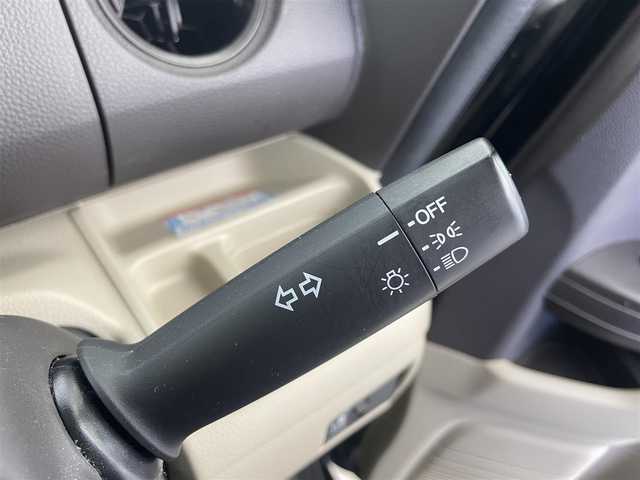 ホンダ Ｎ ＢＯＸ G L 富山県 2018(平30)年 8.5万km クリスタルブラックパール 社外ナビ（AM/FM/CD/DVD/SD/USB/BT）/フルセグTV/バックカメラ/片側パワースライドドア/LEDヘッドライト/ビルトインETC/スマートキー×２/プッシュスタート/社外フロアマット/アイドリングストップ/ABS/横滑り防止装置